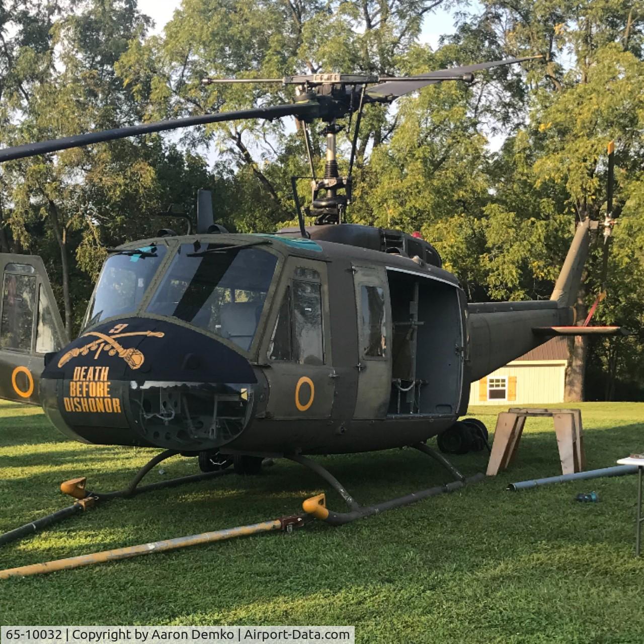 65-10032, 1965 Bell UH-1H Iroquois C/N 5076, 65-10032 after Main rotor head assembly and installation