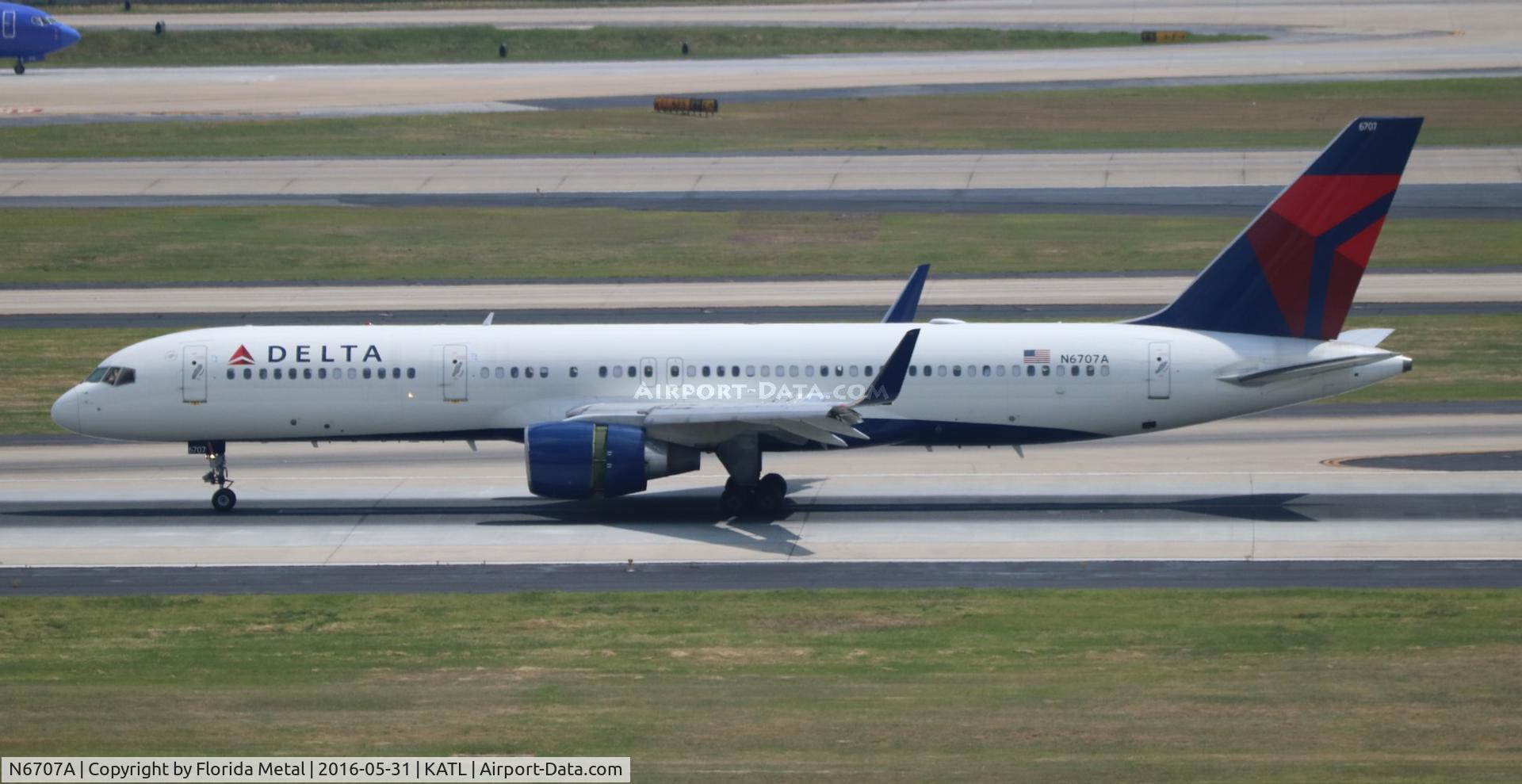 N6707A, 2000 Boeing 757-232 C/N 30395, ATL spotting 2016