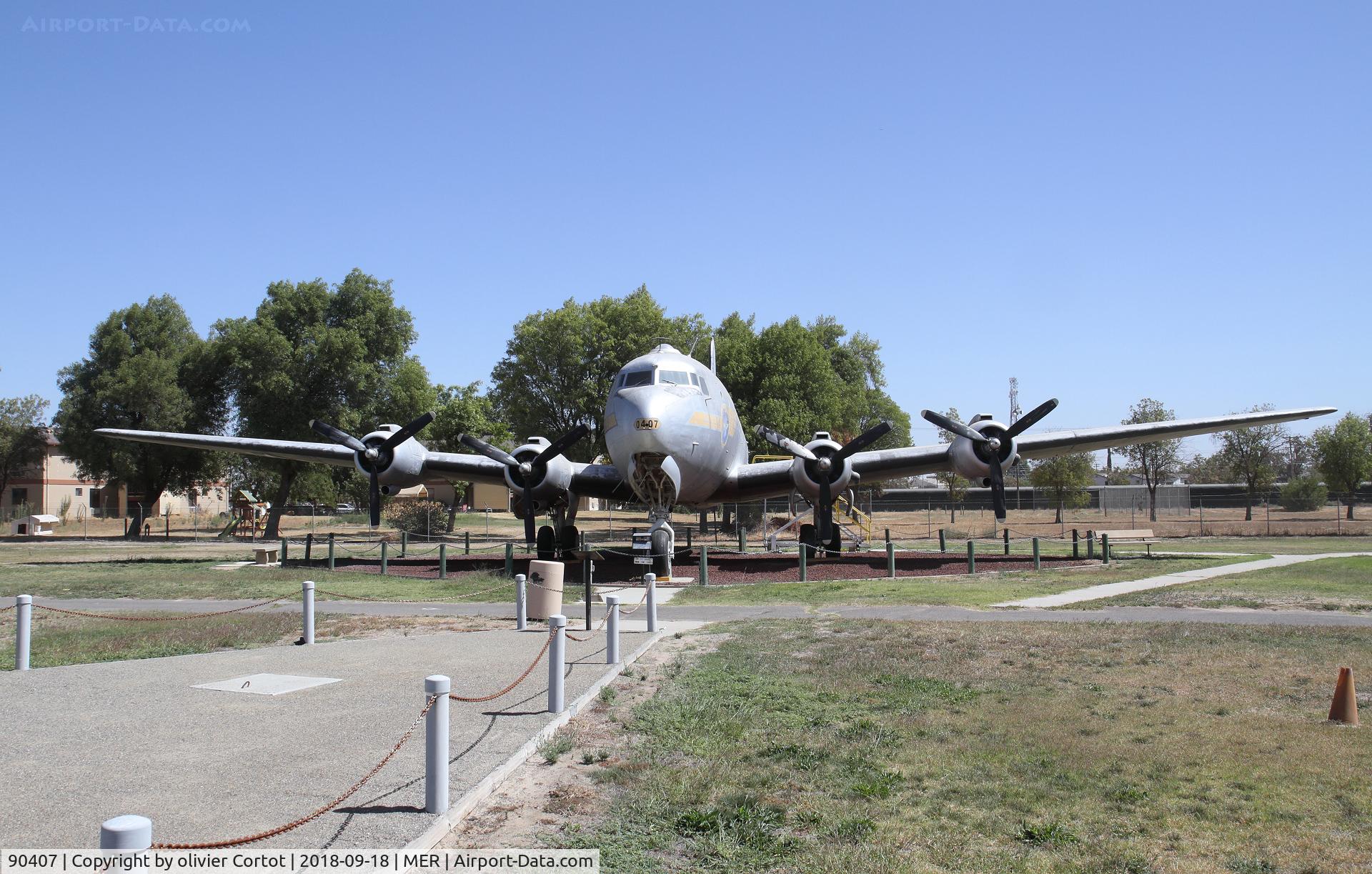 90407, Douglas C-54E Skymaster (DC-4) C/N 27359/DO305, sept 2018