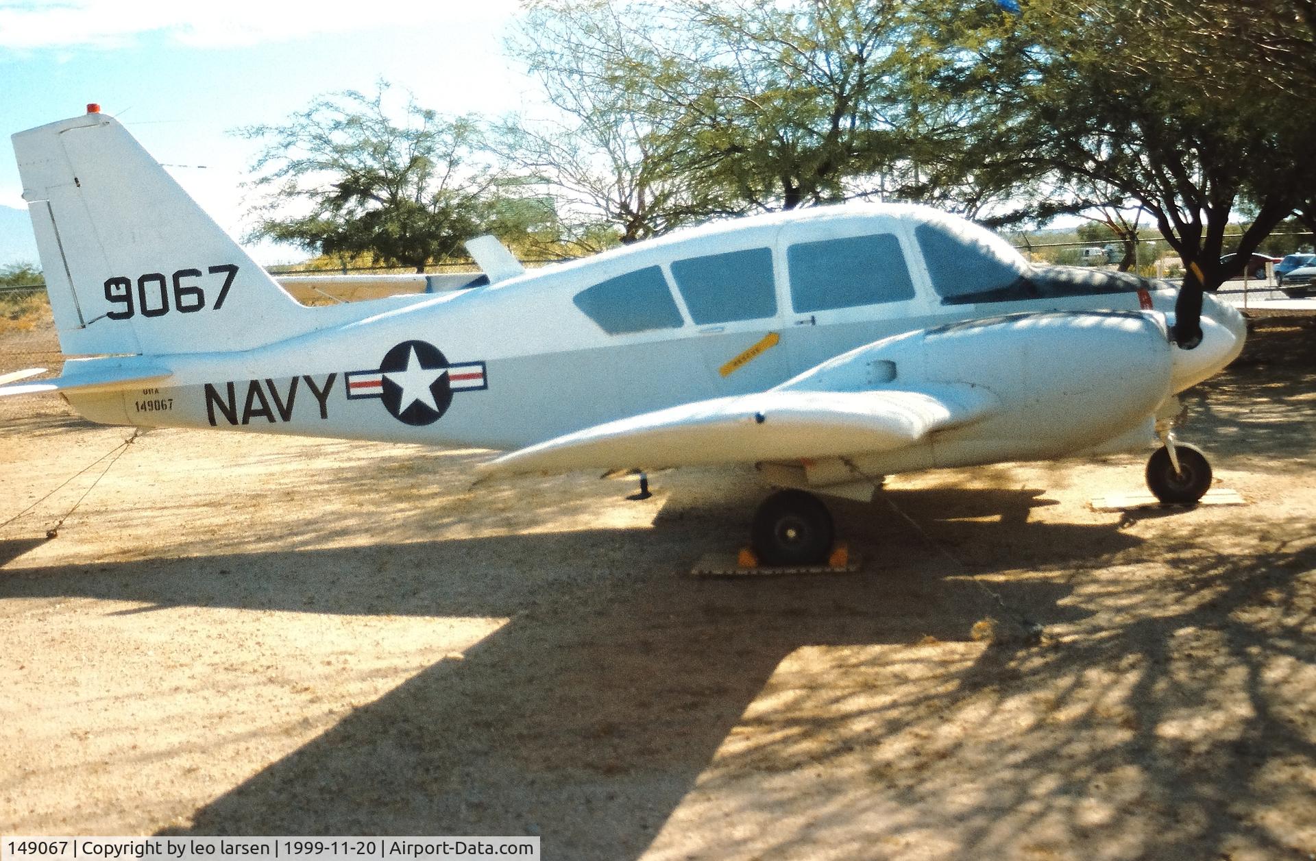 149067, Piper U-11A Aztec (UO-1/PA-23-250) C/N 27-357, Pima Air Museum 20.11.1999
