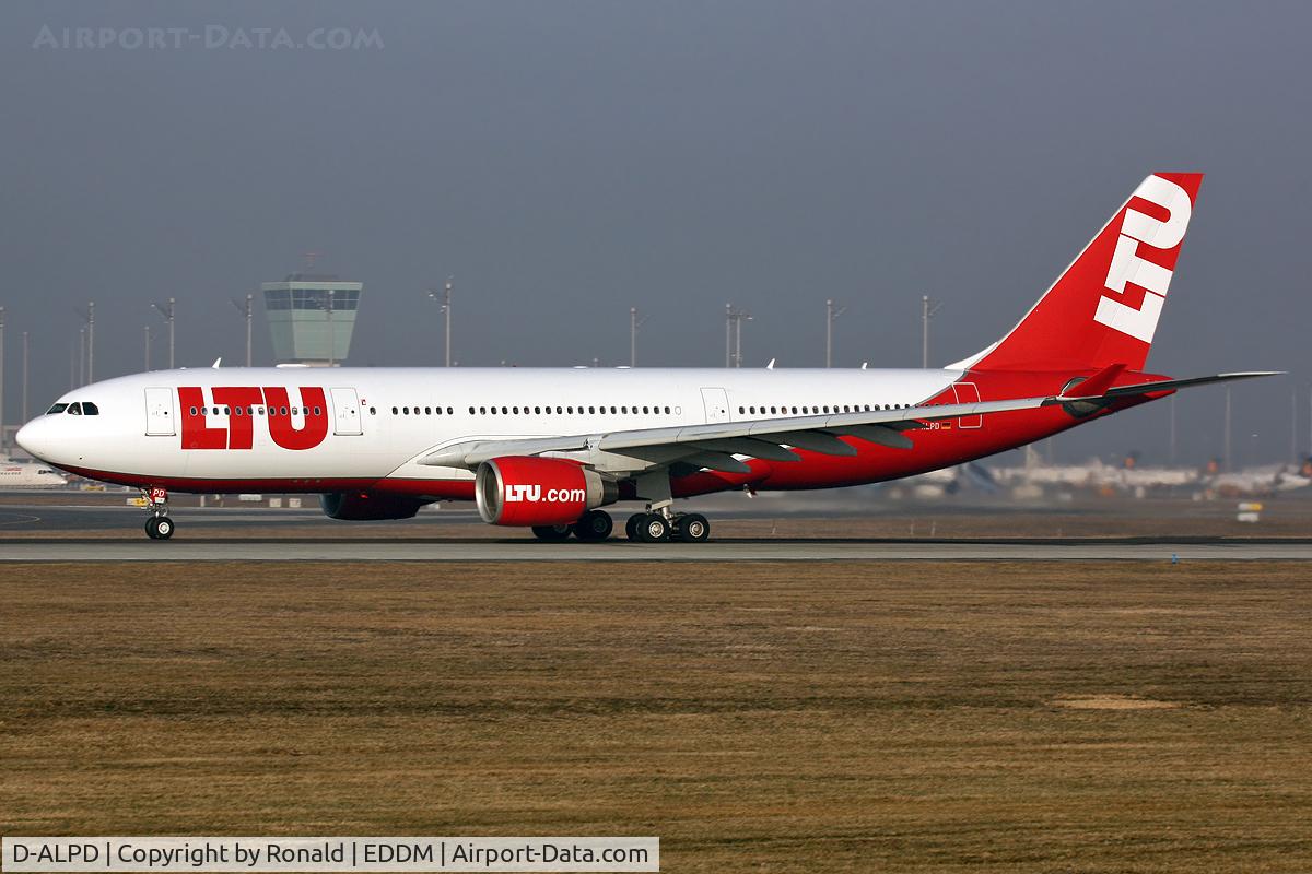 D-ALPD, 2002 Airbus A330-223 C/N 454, at munchen