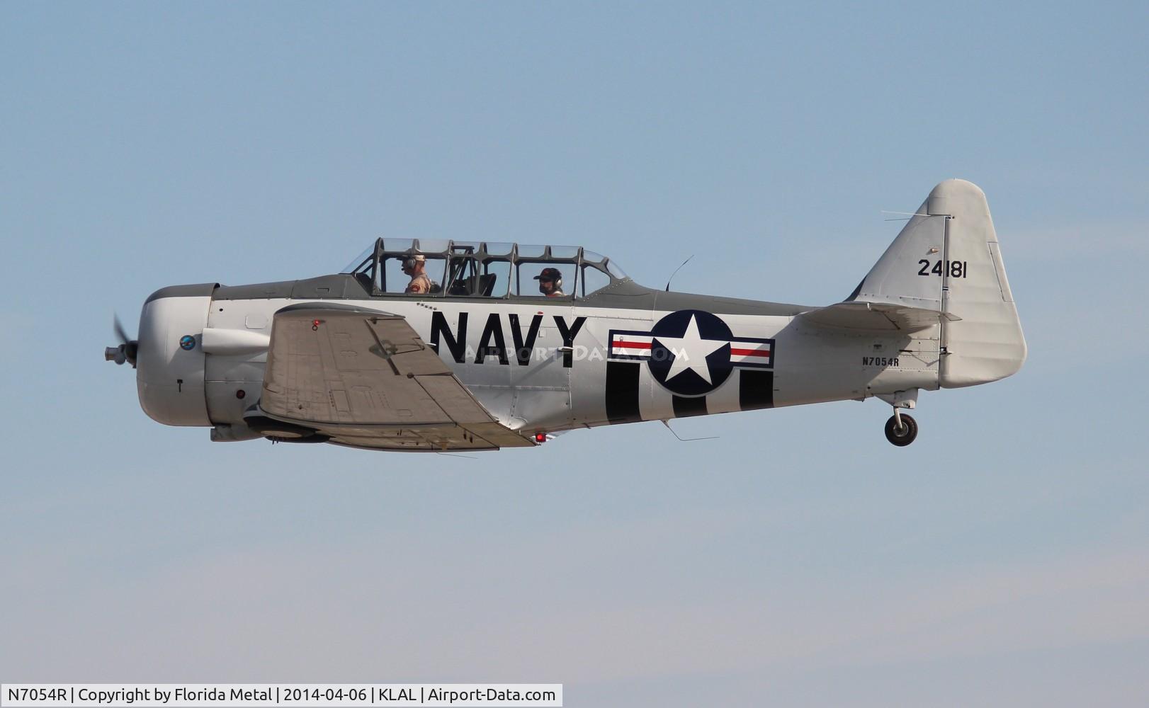 N7054R, 1943 North American AT-6C Texan C/N 88-112429, SNF LAL 2014