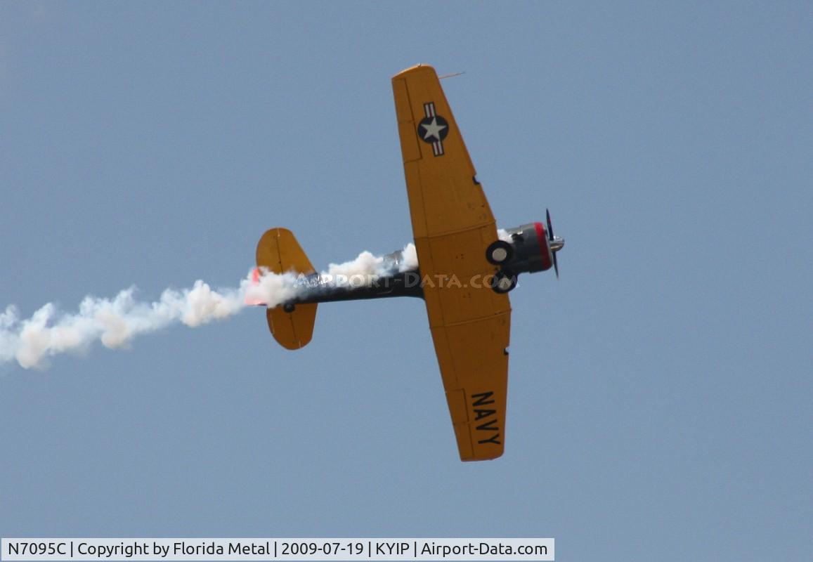 N7095C, North American AT-6D Texan C/N 42-84678, TOM YIP 2009
