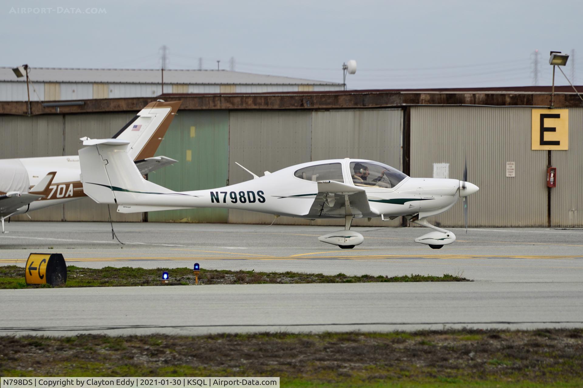 N798DS, 2007 Diamond DA-40 Diamond Star C/N 40.798, San Carlos Airport California 2021.