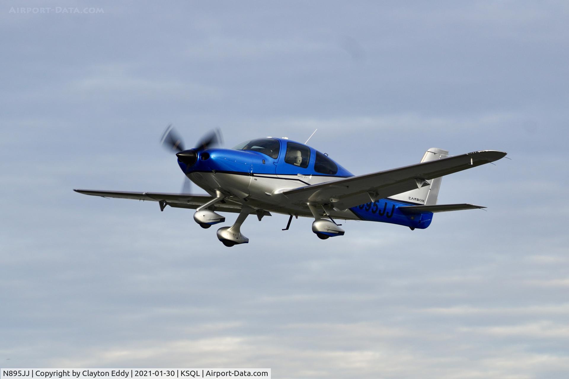 N895JJ, 2017 Cirrus SR22T C/N 1530, San Carlos Airport California 2021.