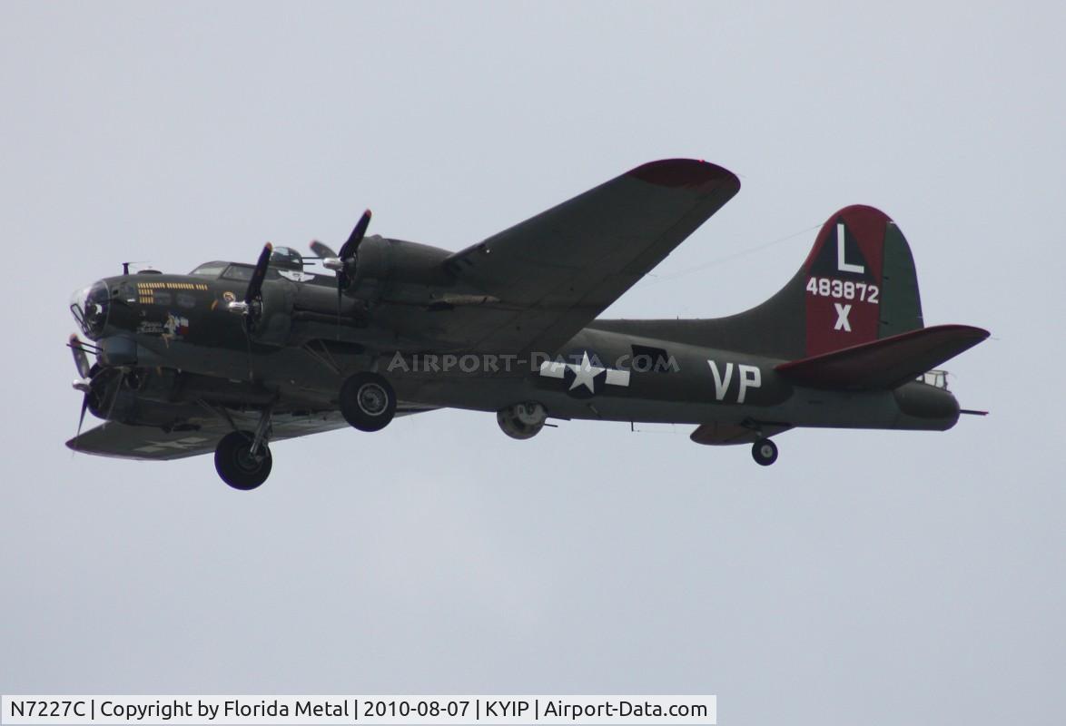 N7227C, 1944 Boeing B-17G Fortress C/N 32513, TOM YIP 2010