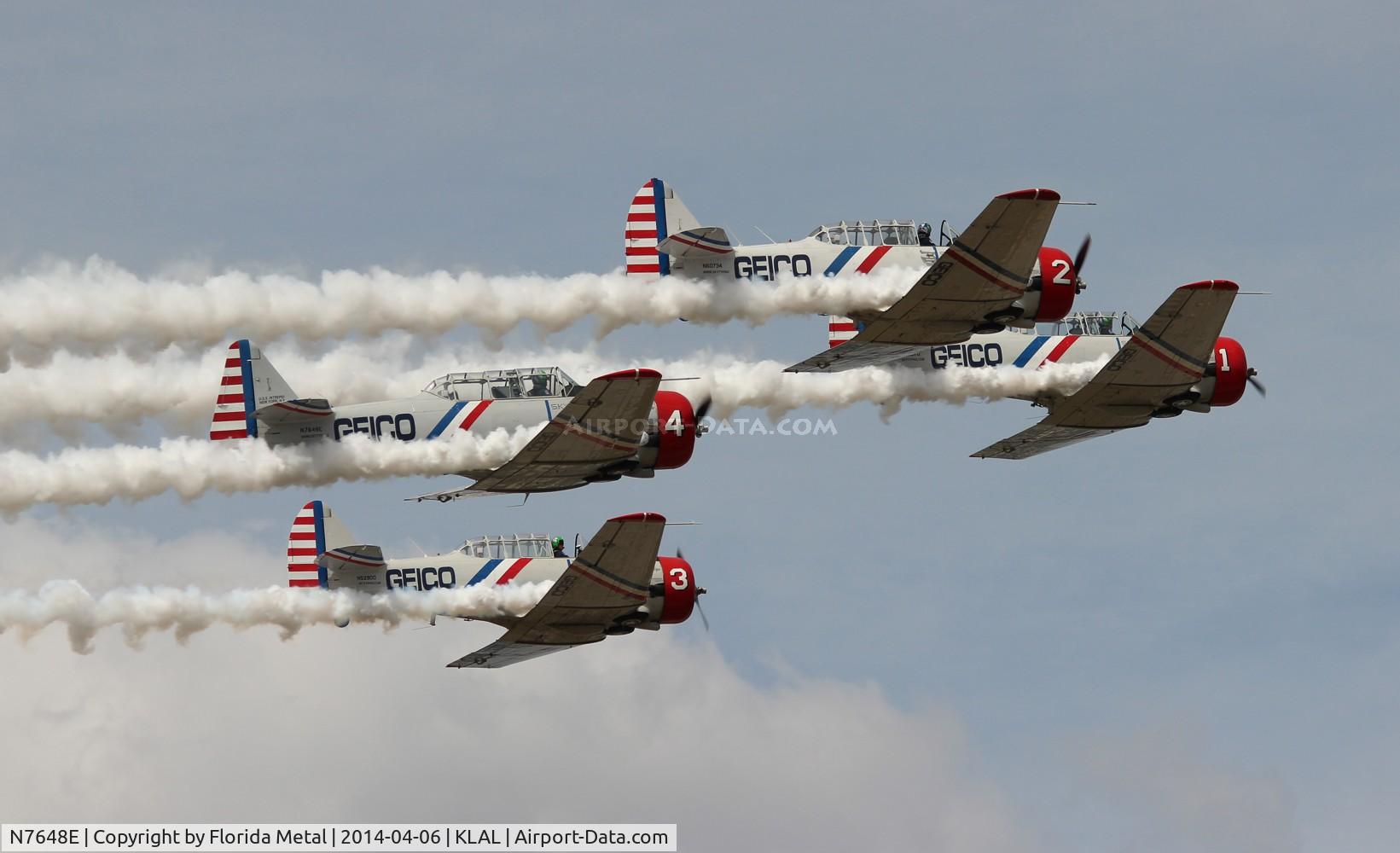 N7648E, 1942 North American SNJ-3 Texan C/N 78-6987, SNF LAL 2014