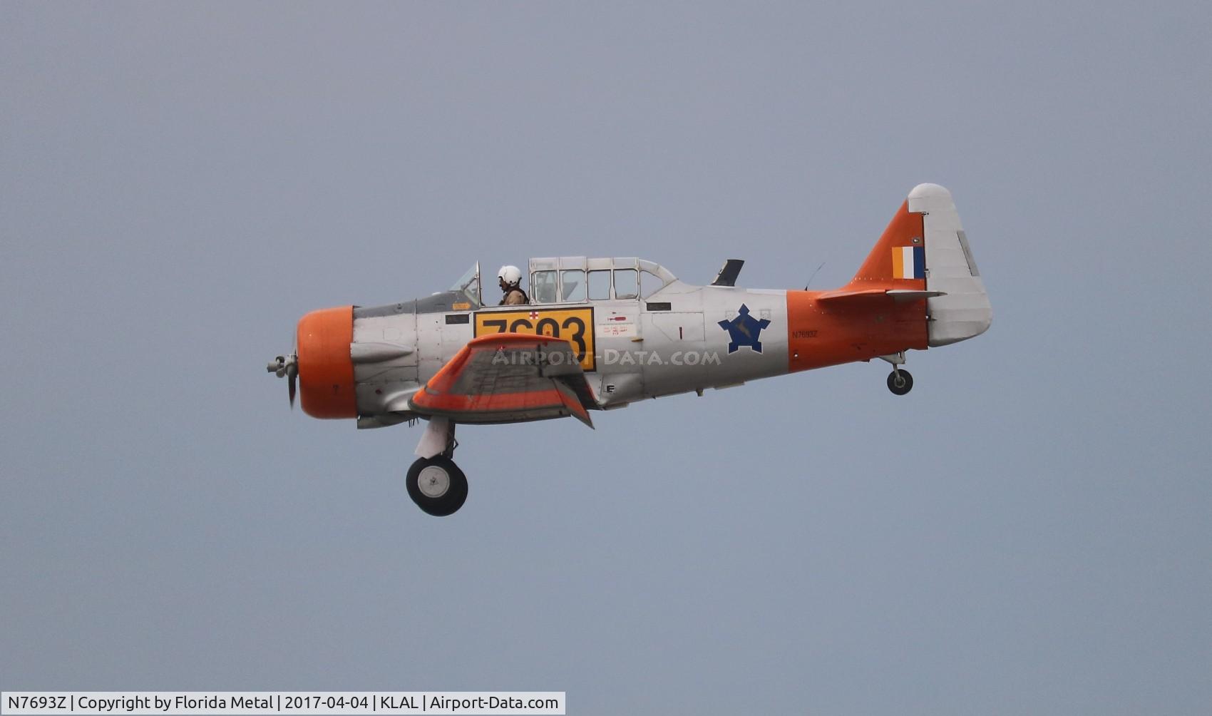 N7693Z, 1942 North American AT-6C Texan C/N 88-11637, SNF LAL 2017