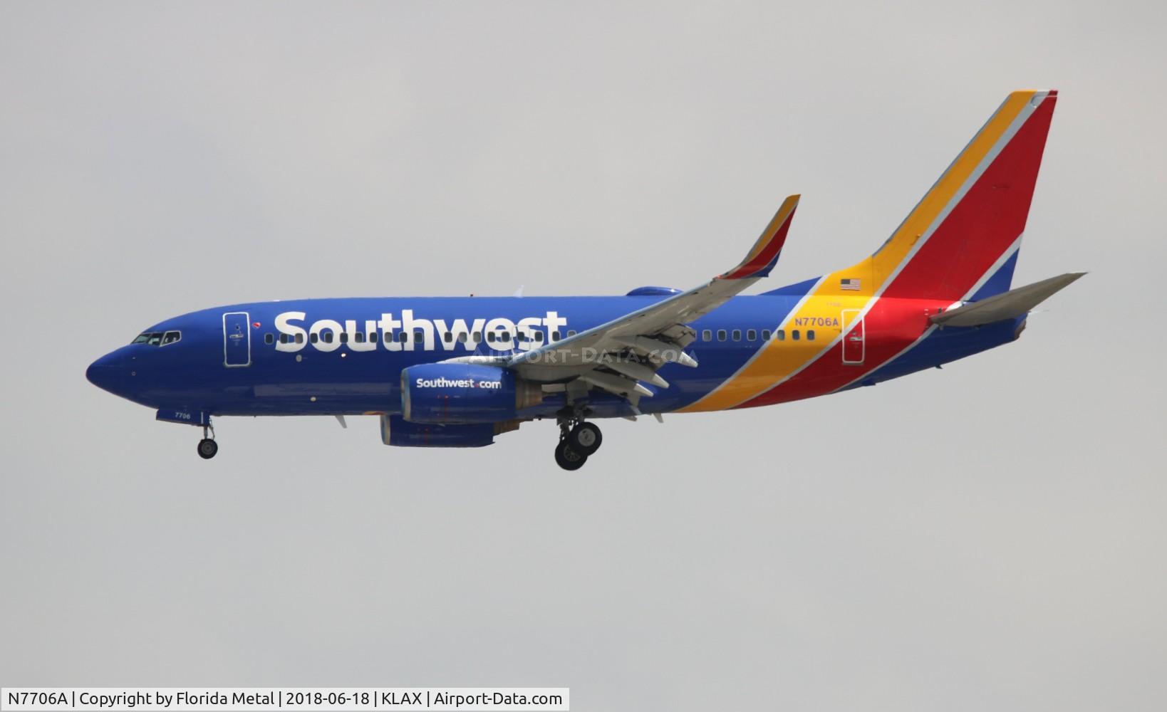 N7706A, 2004 Boeing 737-76N C/N 32661, LAX spotting 2018