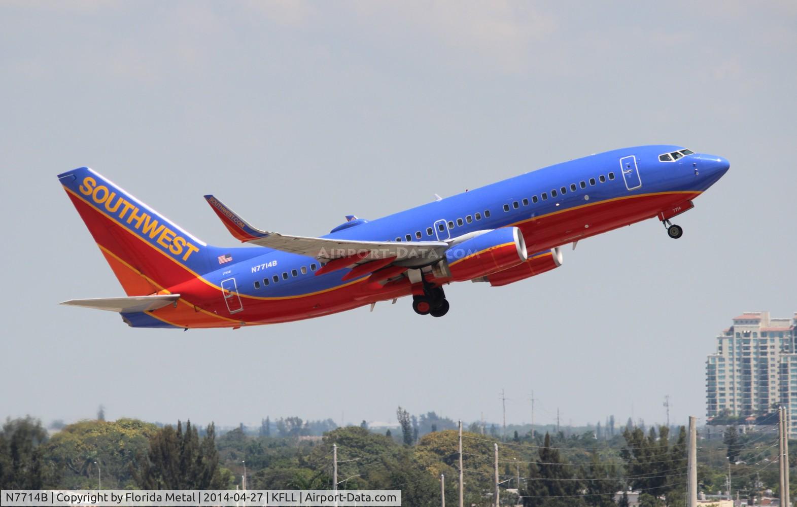 N7714B, 2004 Boeing 737-76N C/N 32679, FLL Spotting 2014