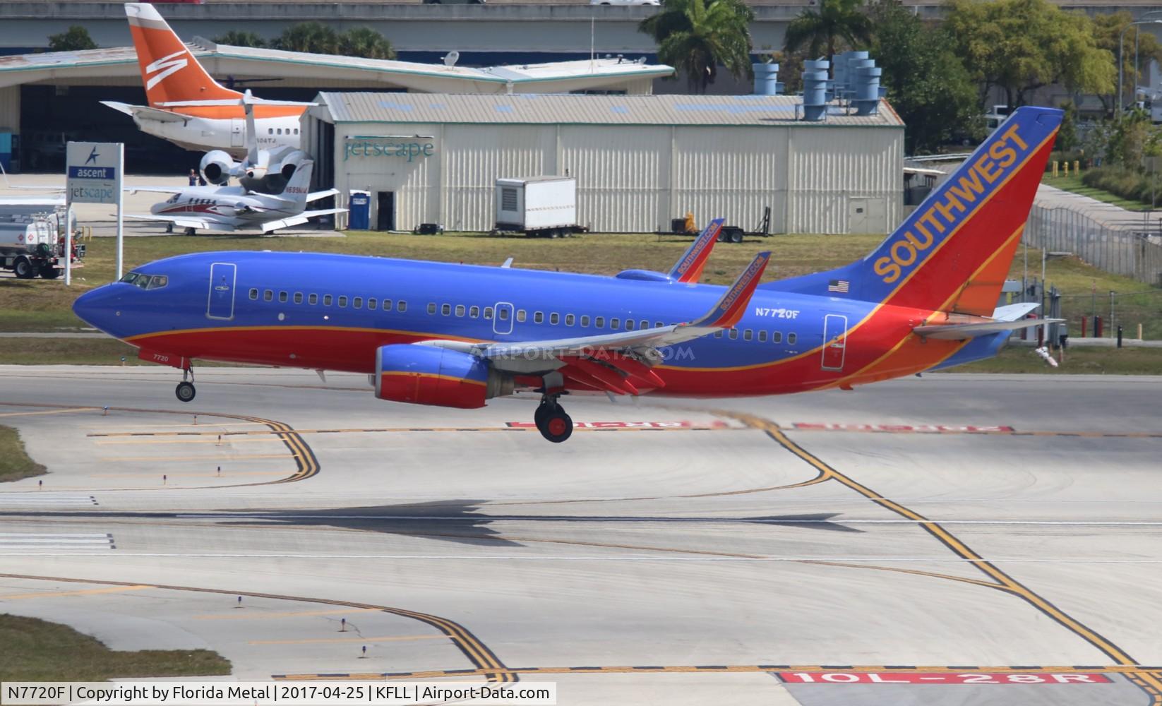 N7720F, 2006 Boeing 737-7BD C/N 33922, FLL spotting 2017