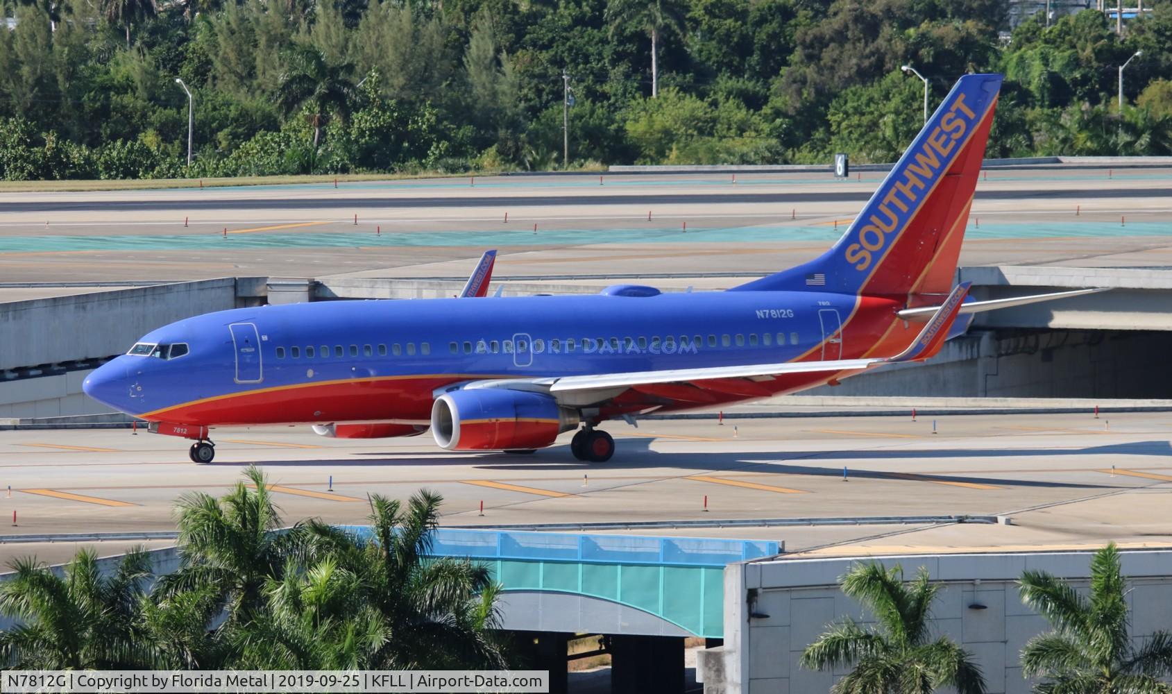 N7812G, 2001 Boeing 737-76N C/N 32582, FLL spotting 2019