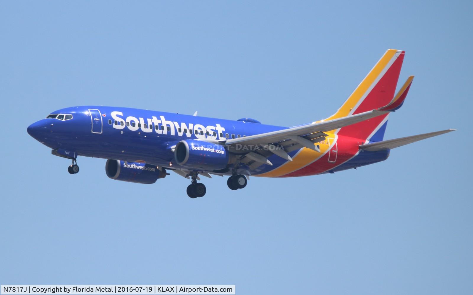 N7817J, 2000 Boeing 737-7L9 C/N 28013, LAX spotting 2016