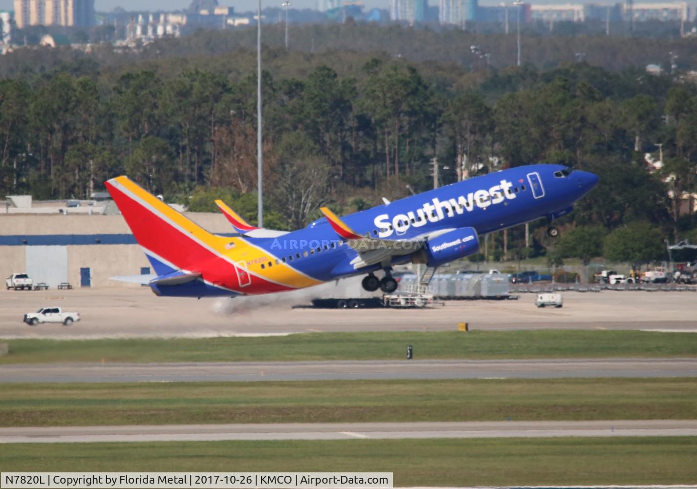 N7820L, 2002 Boeing 737-79P C/N 28253, MCO spotting 2017