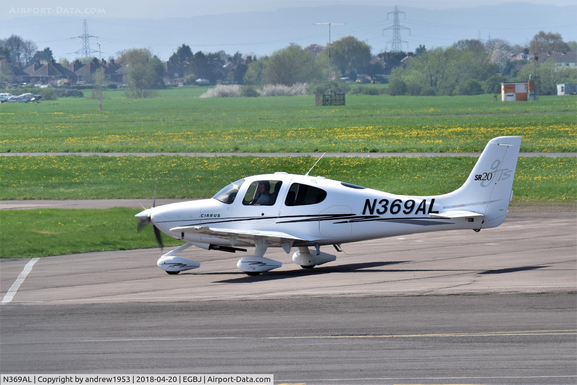 N369AL, 2005 Cirrus SR20 C/N 1552, N369AL at Gloucestershire Airport.