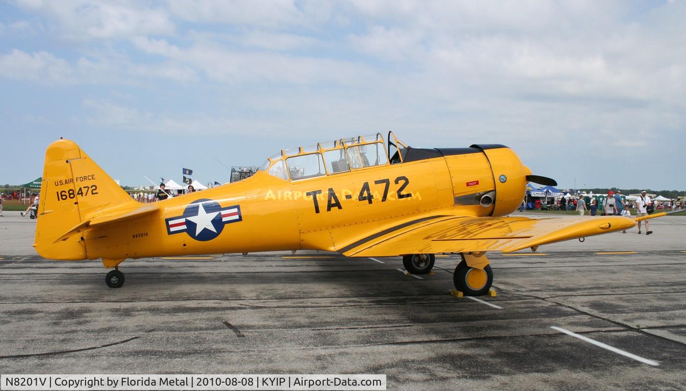 N8201V, North American T-6G Texan C/N 168-472, TOM YIP 2010