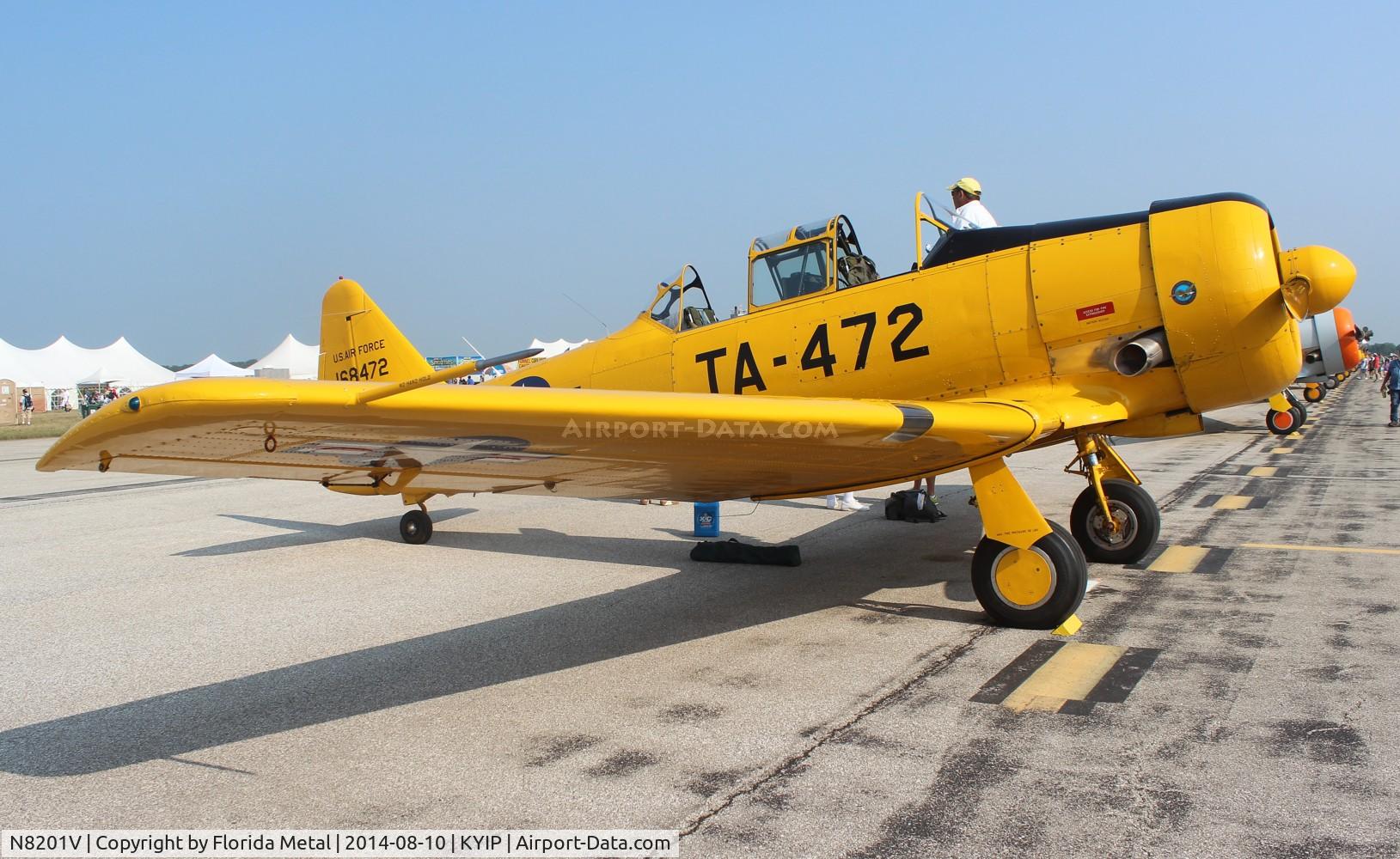N8201V, North American T-6G Texan C/N 168-472, TOM YIP 2014