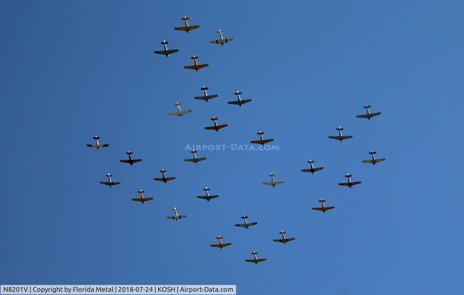 N8201V, North American T-6G Texan C/N 168-472, EAA OSH 2018