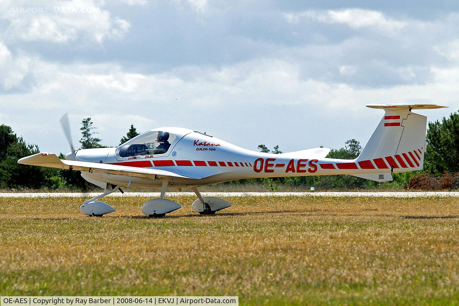 OE-AES, Diamond DA-20A-1 Katana C/N 10168, OE-AES   Diamond Katana DA.20-A1 [10168] Stauning~OY 14/06/2008