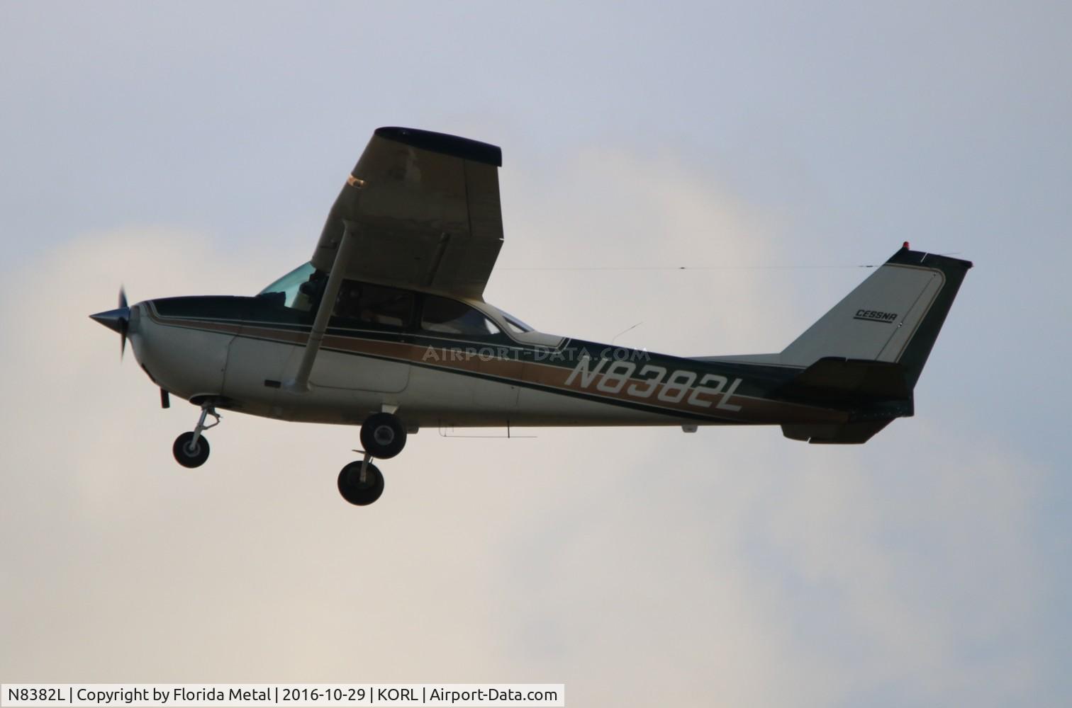 N8382L, 1968 Cessna 172I C/N 17256582, NBAA ORL 2016