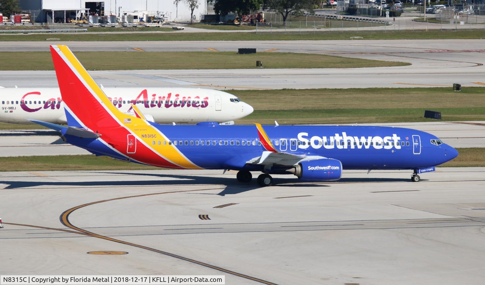 N8315C, 2012 Boeing 737-8H4 C/N 38811, FLL spotting 2018