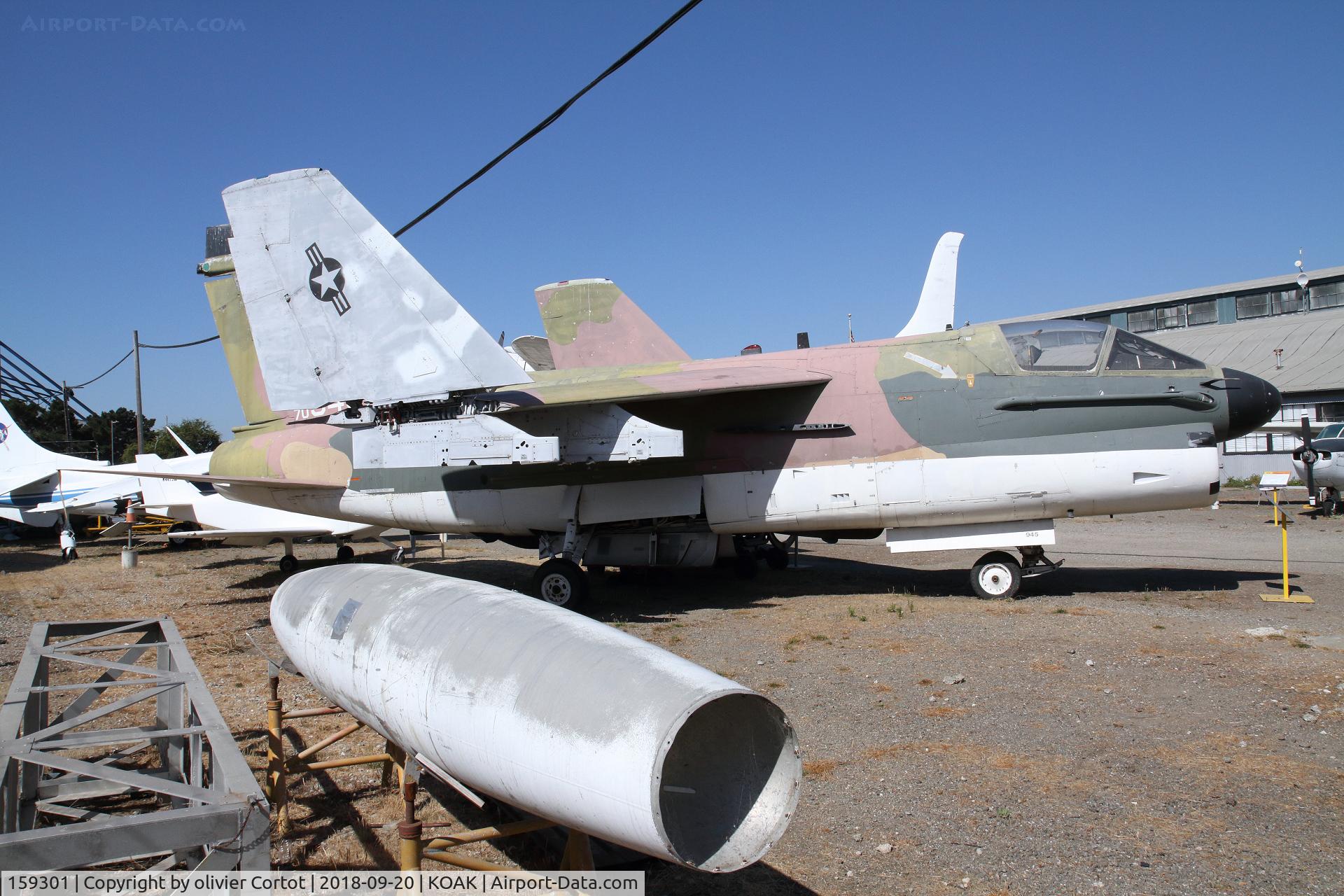 159301, LTV A-7E Corsair II C/N E-439, sept 2018