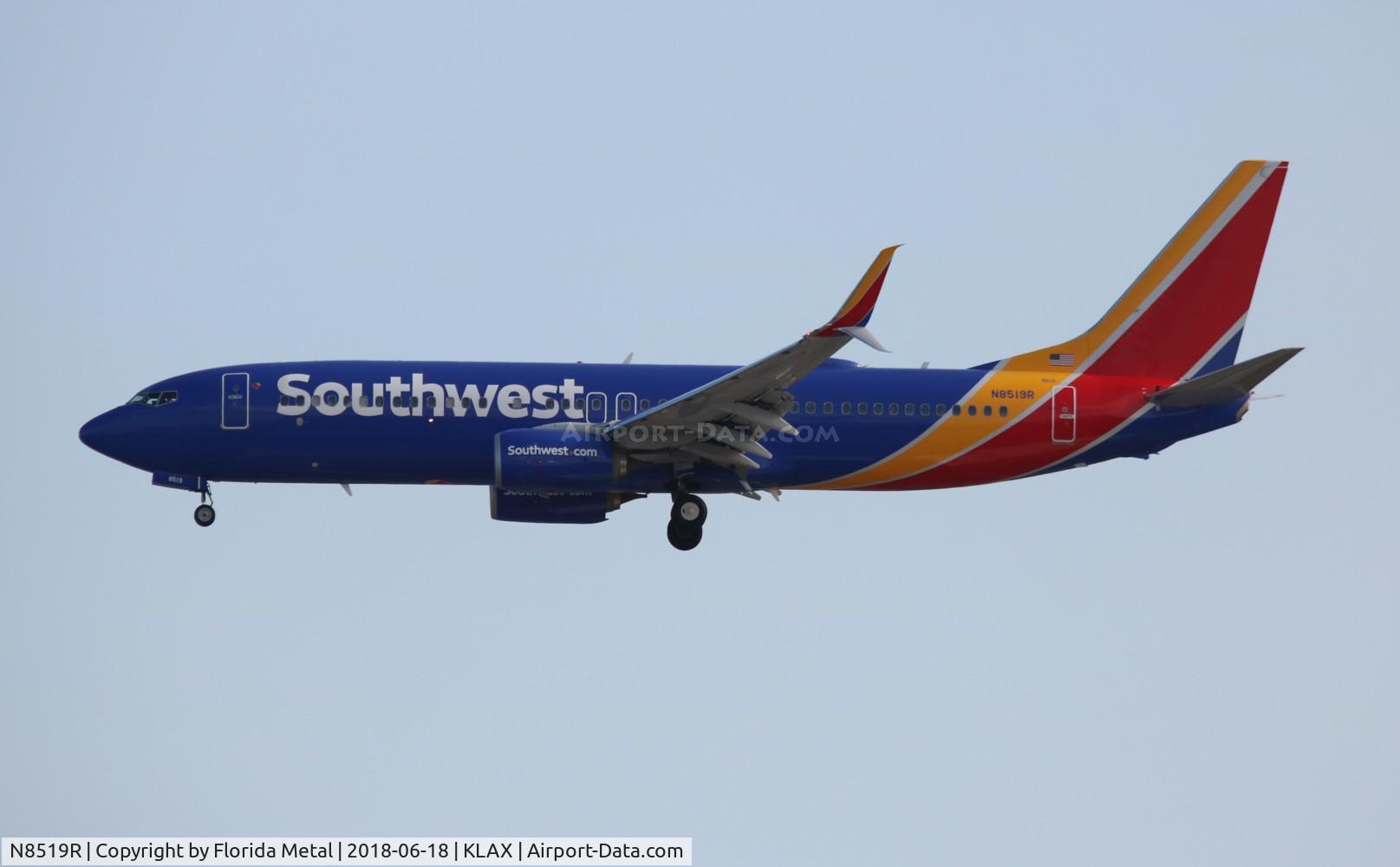 N8519R, 2017 Boeing 737-8H4 C/N 36910, LAX spotting 2018