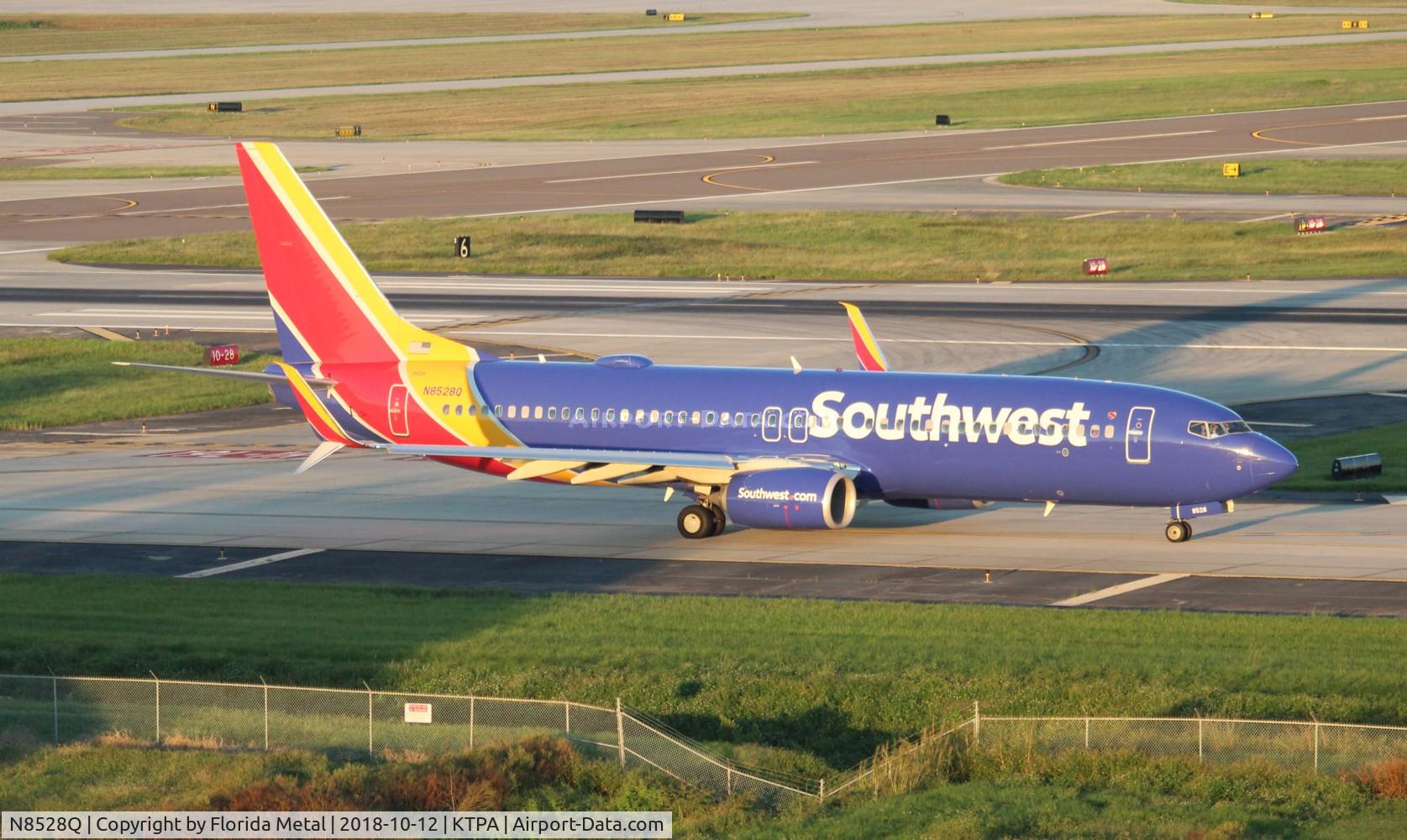 N8528Q, 2017 Boeing 737-8H4 C/N 36927, TPA spotting 2018