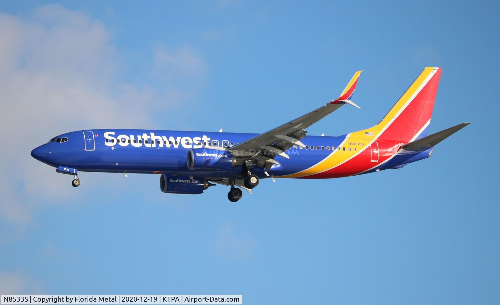 N8533S, 2017 Boeing 737-800 C/N 63577, TPA spotting 2020