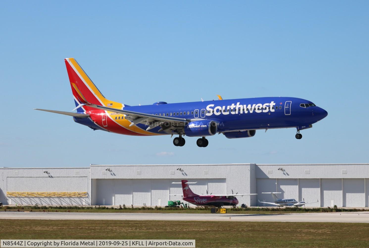N8544Z, 2017 Boeing 737-8H4 C/N 36926, FLL spotting 2019
