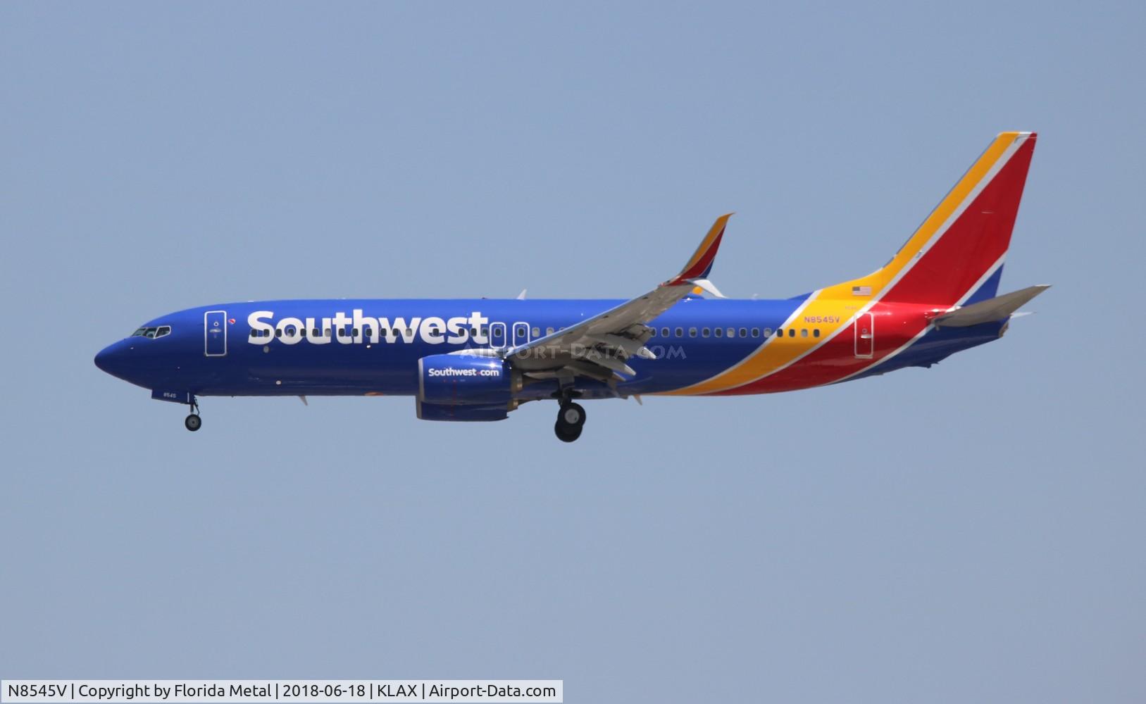 N8545V, 2017 Boeing 737-800 C/N 63573, LAX spotting 2018