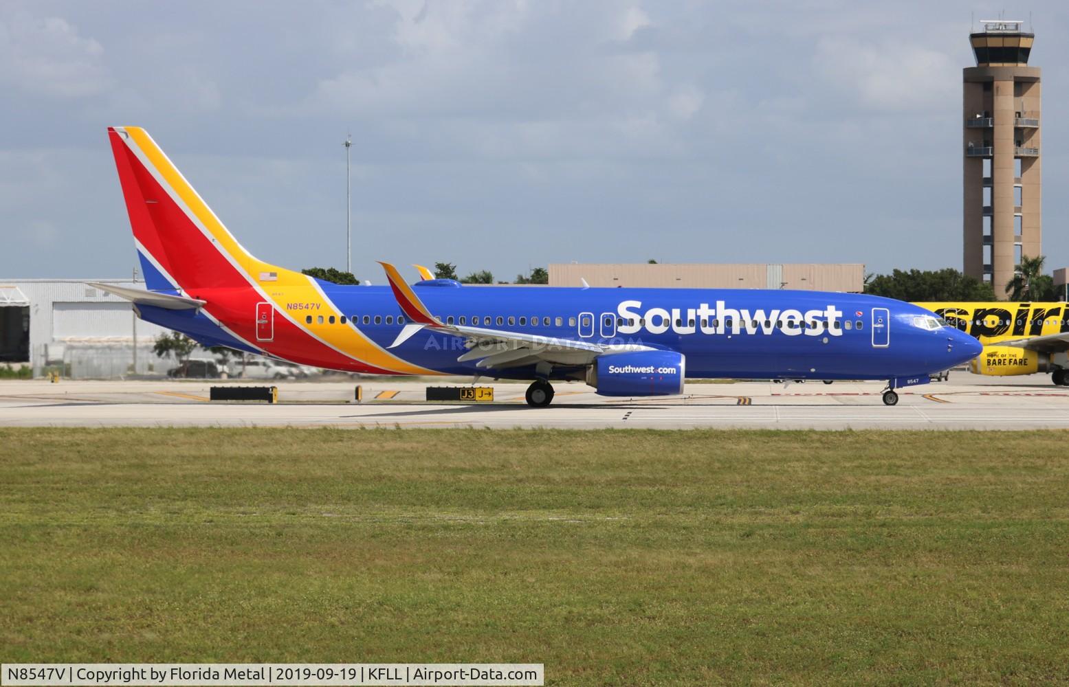 N8547V, 2017 Boeing 737-8H4 C/N 63572, FLL spotting 2019