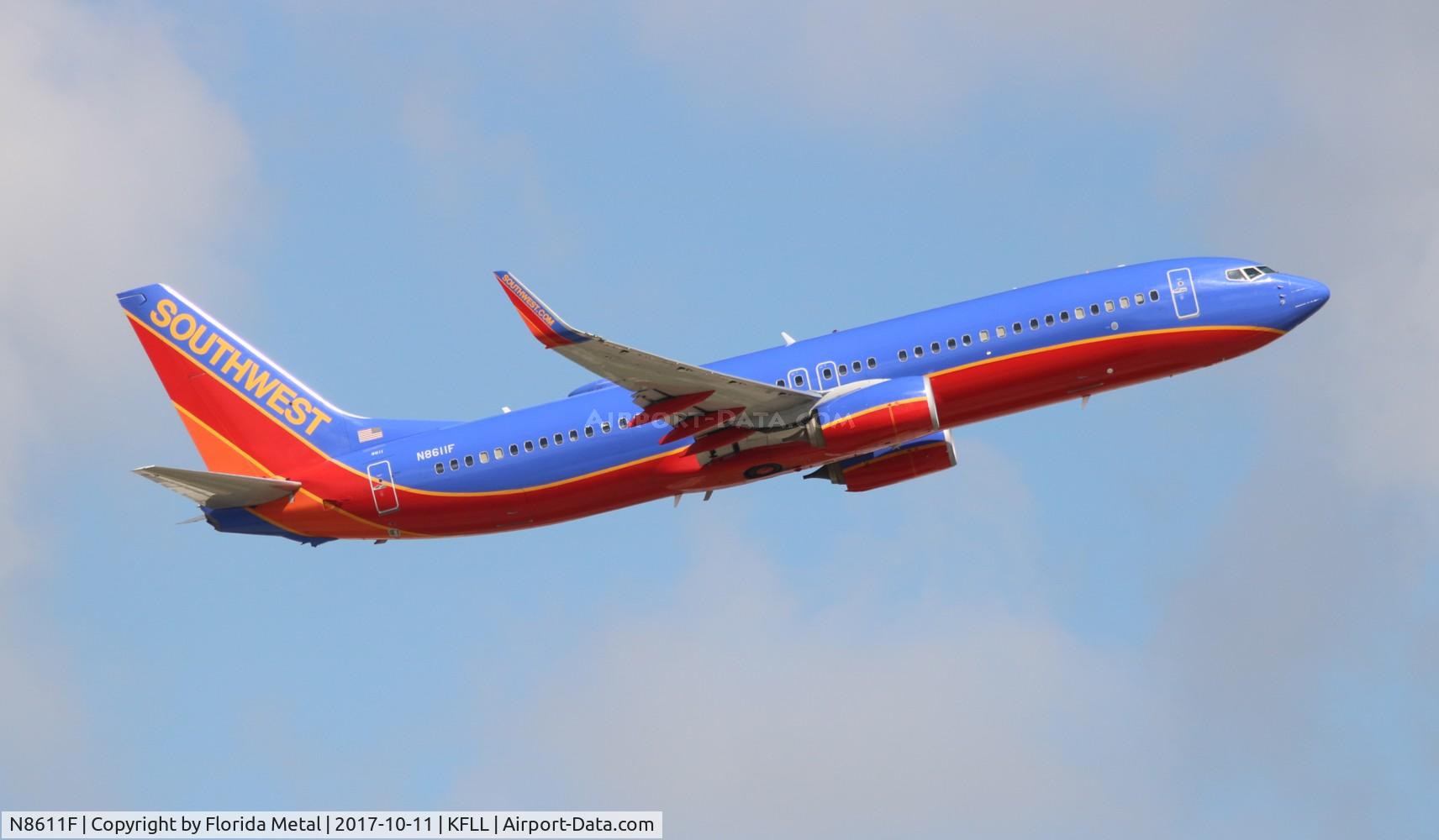 N8611F, 2013 Boeing 737-8H4 C/N 36892, FLL spotting 2017