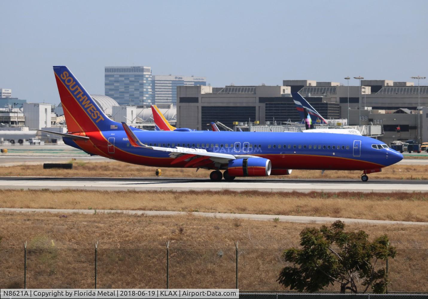 N8621A, 2013 Boeing 737-8H4 C/N 36917, LAX spotting 2018