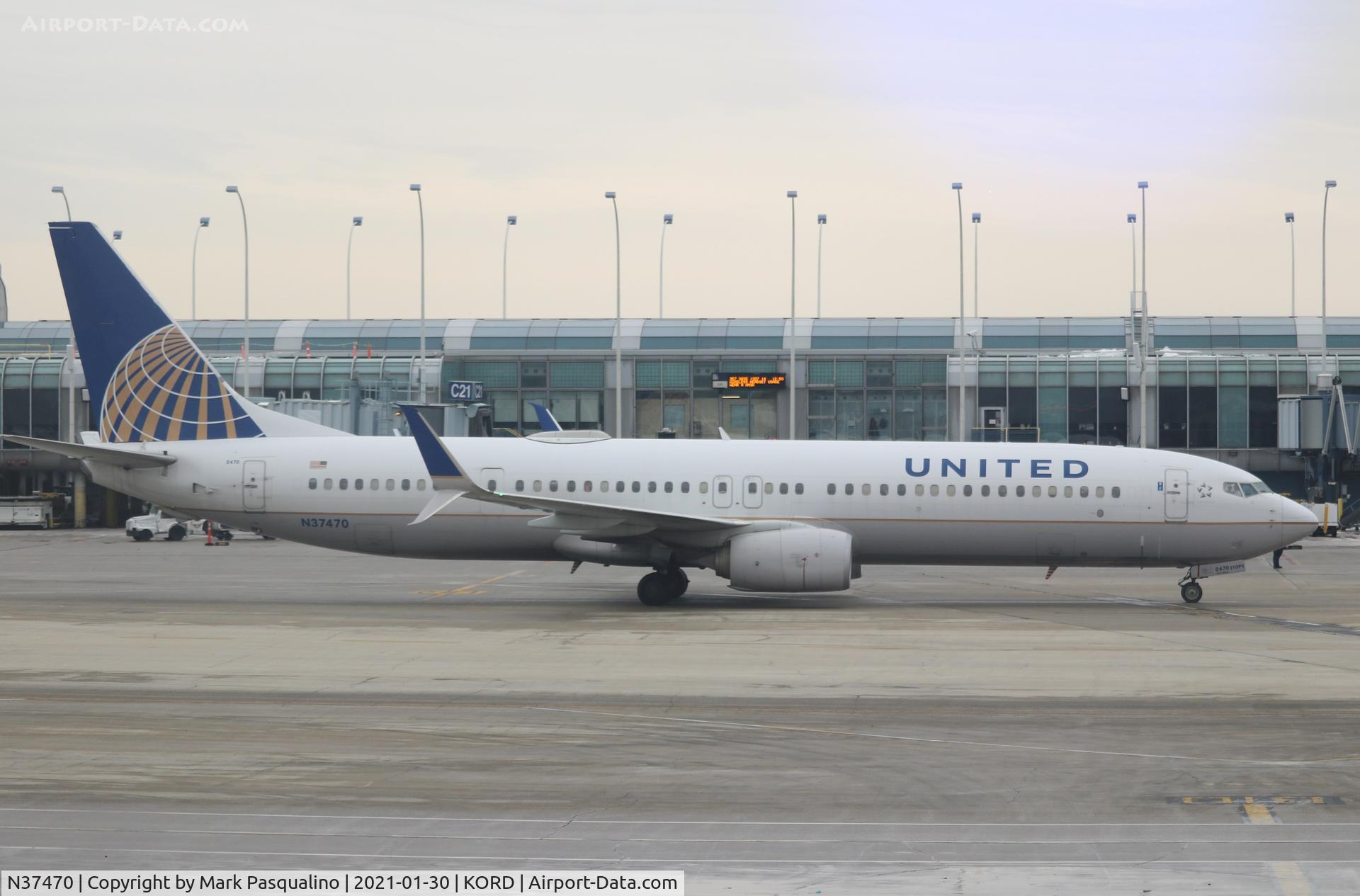 N37470, 2013 Boeing 737-924/ER C/N 37099, Boeing 737-924/ER
