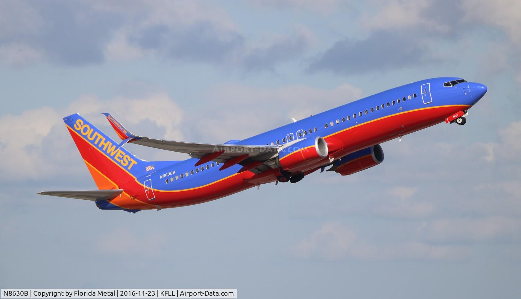 N8630B, 2014 Boeing 737-8H4 C/N 42521, FLL spotting 2016