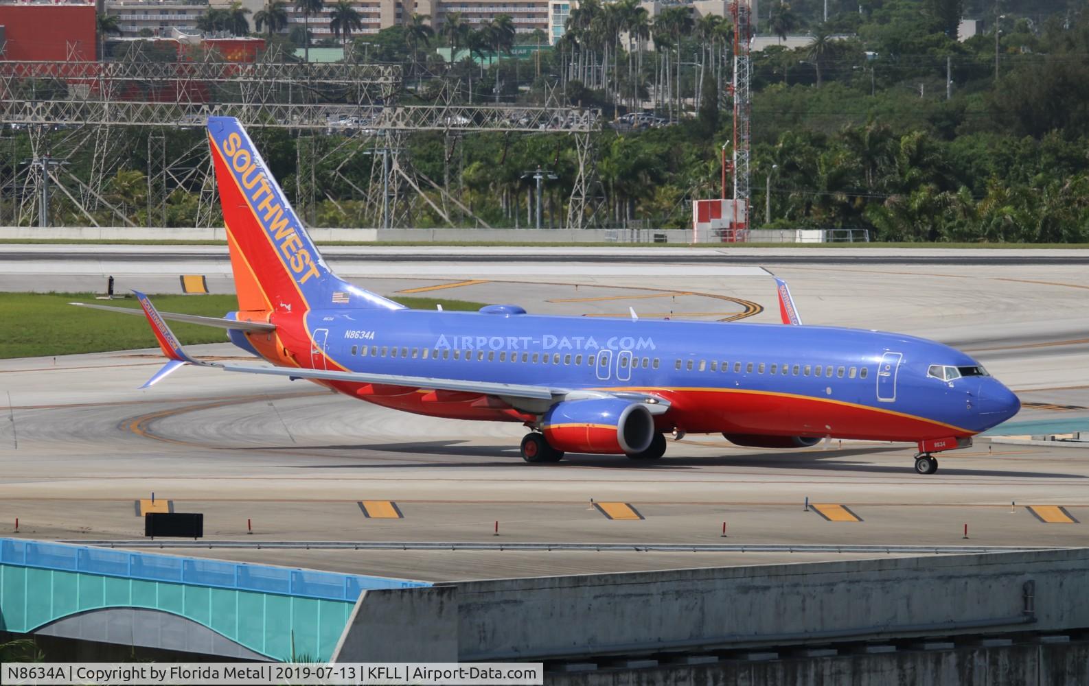 N8634A, 2014 Boeing 737-8H4 C/N 42522, FLL spotting 2019