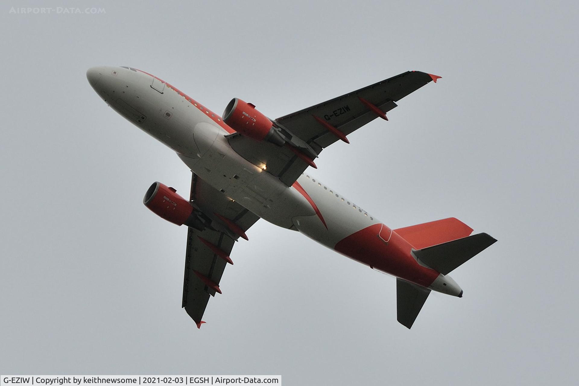 G-EZIW, 2005 Airbus A319-111 C/N 2578, ILS approach during air test.
