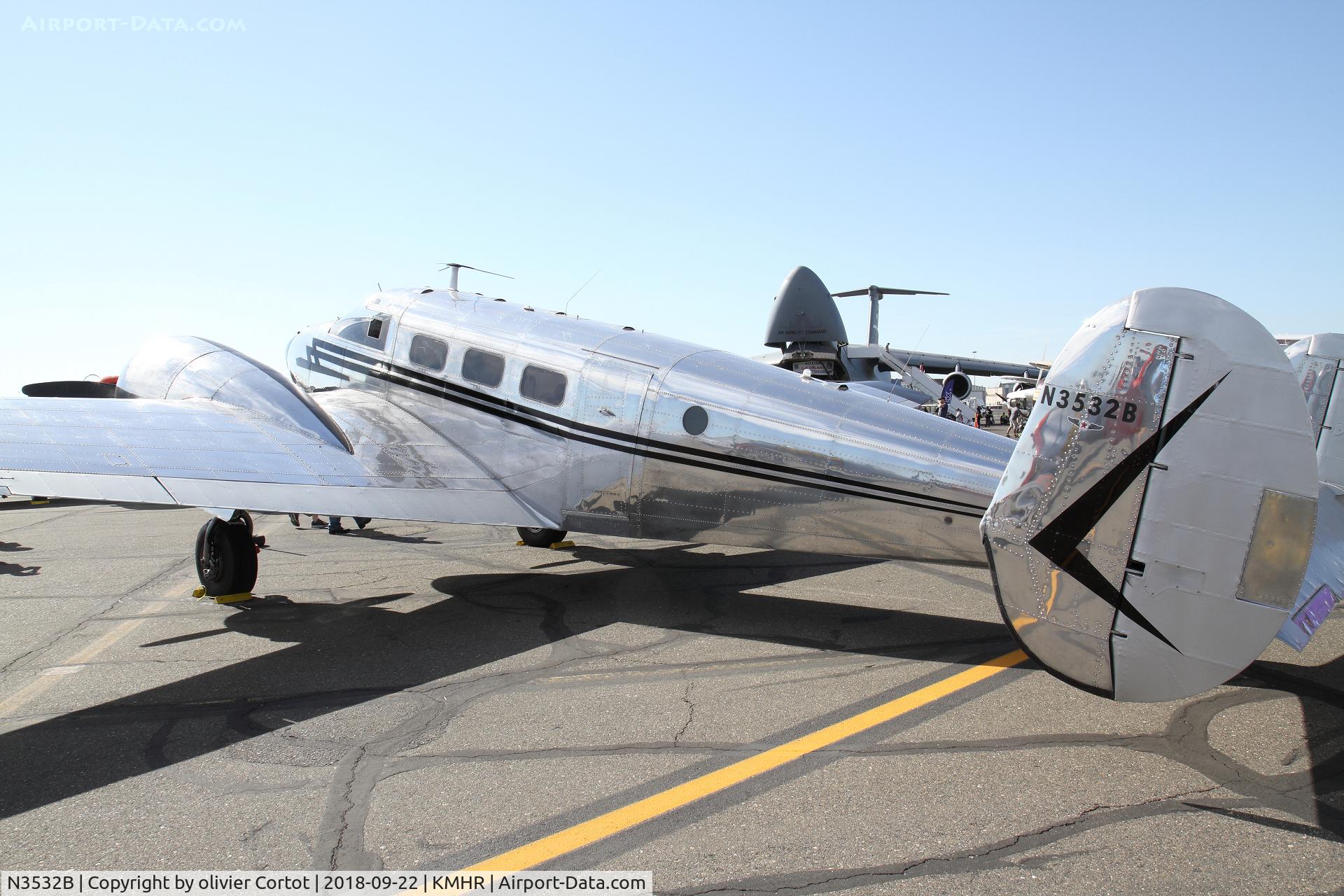 N3532B, 1954 Beech D18S C/N A-999, 2018 airshow