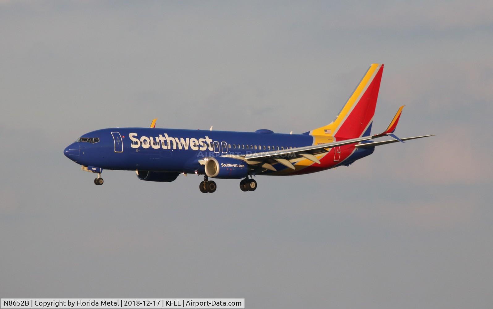 N8652B, 2014 Boeing 737-8H4 C/N 36971, FLL spotting 2018