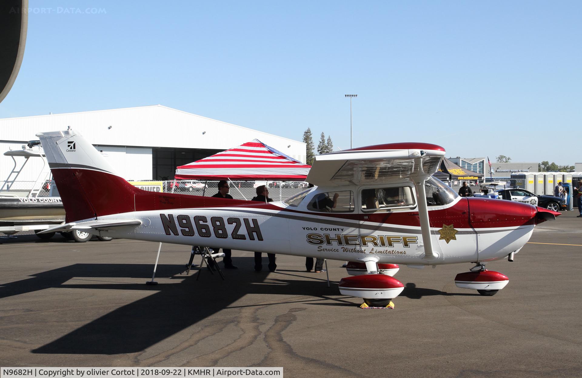 N9682H, 1975 Cessna 172M C/N 17266311, 2018 airshow