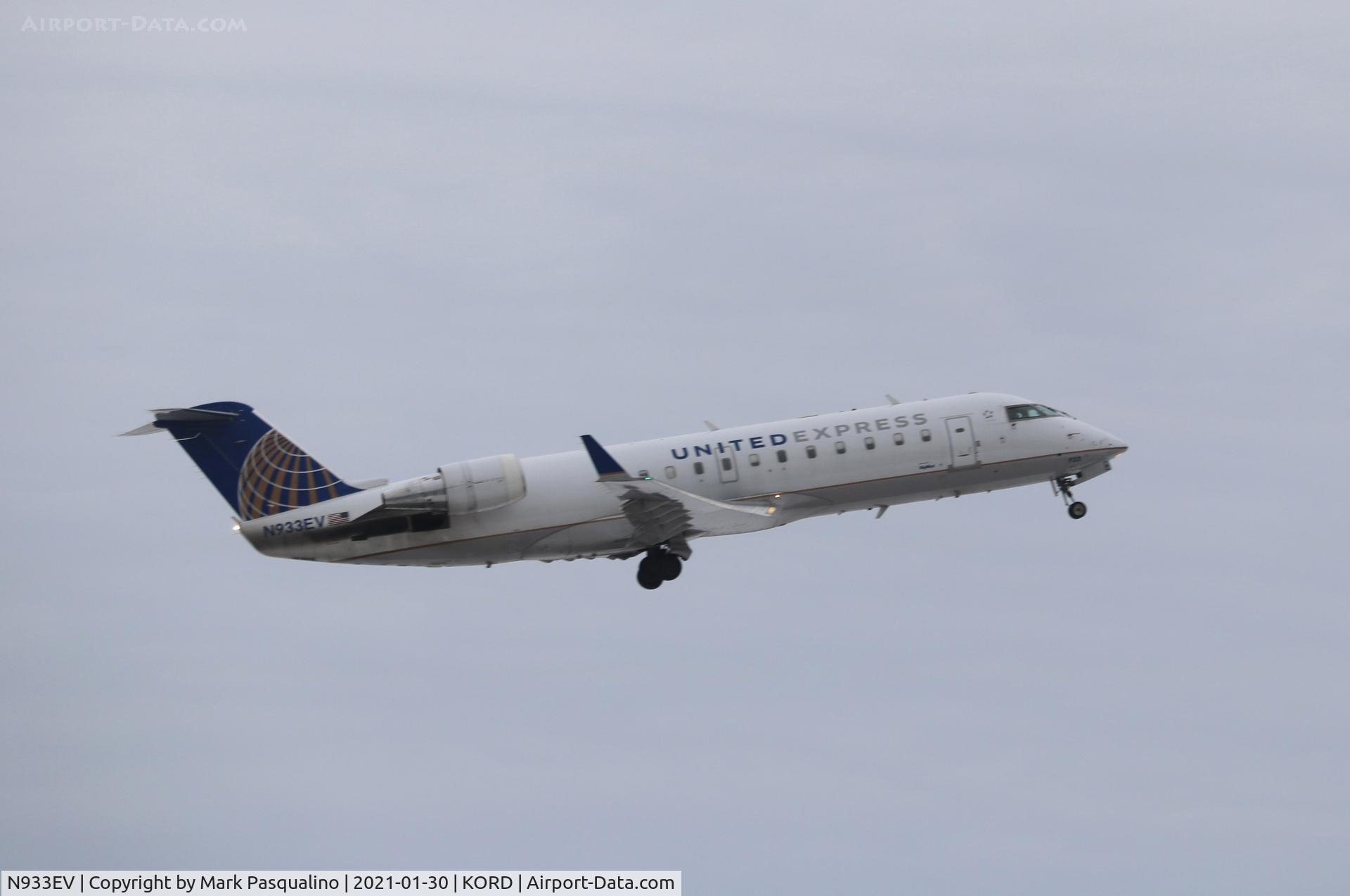 N933EV, 2005 Canadair CRJ-200ER (CL-600-2B19) C/N 8022, CL-600-2B19