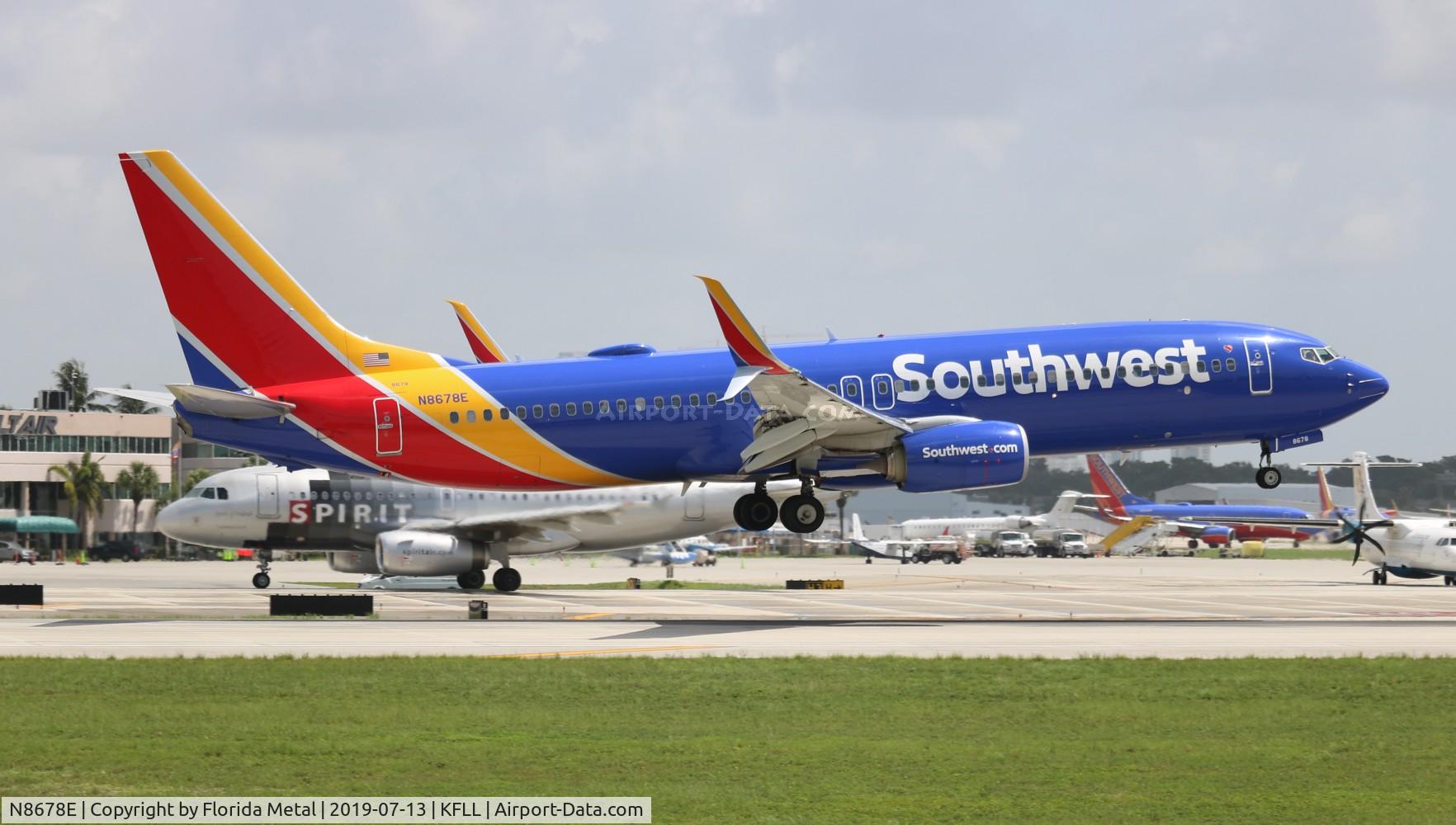N8678E, 2016 Boeing 737-8H4 C/N 36735, FLL Spotting 2019