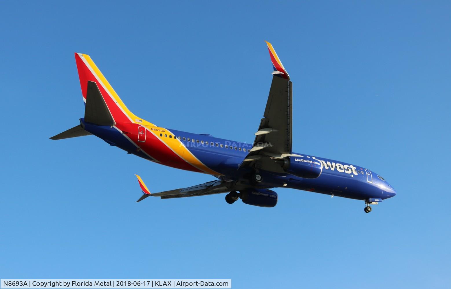 N8693A, 2016 Boeing 737-8H4 C/N 36921, LAX spotting 2018