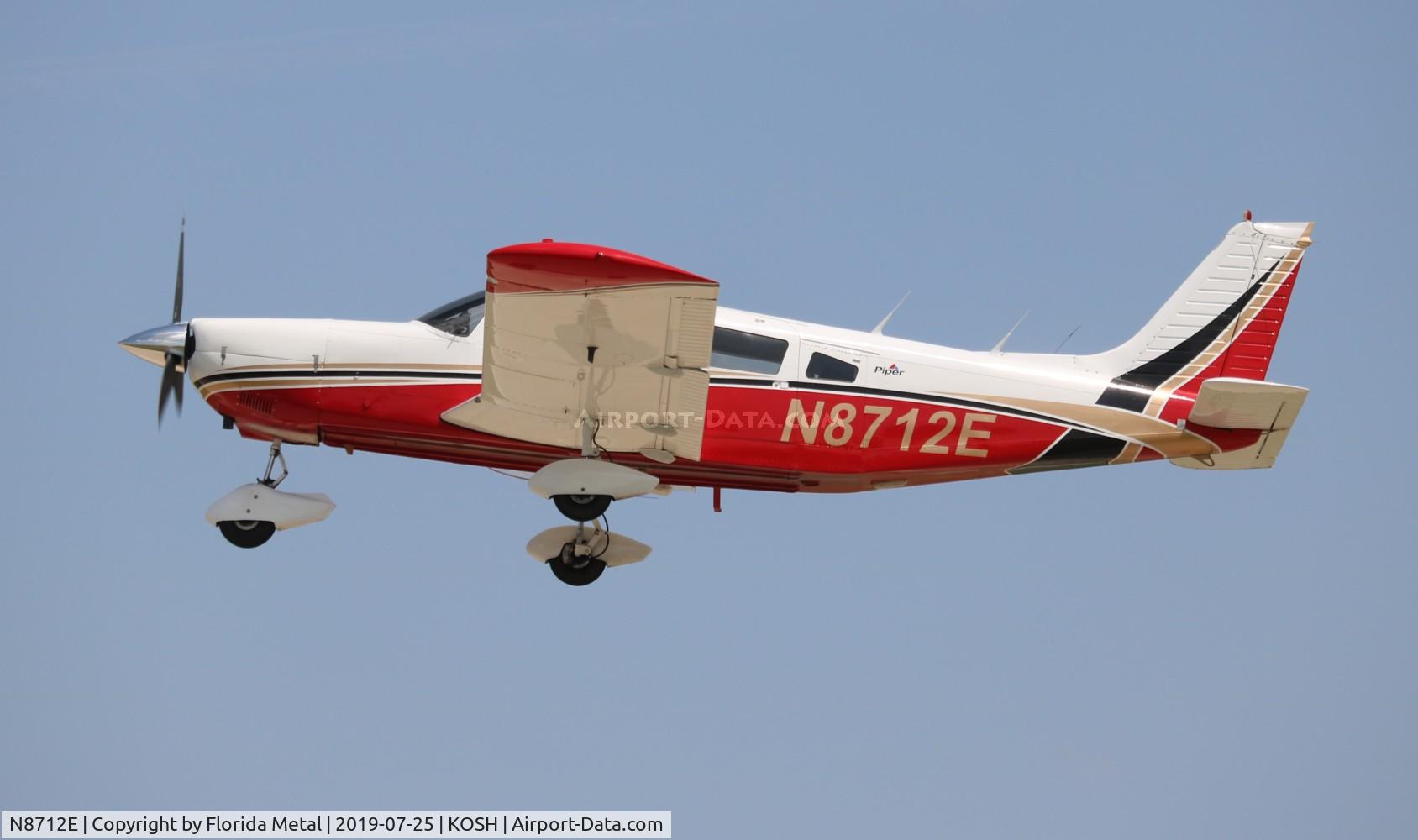 N8712E, 1976 Piper PA-32-260 Cherokee Six C/N 32-7600011, EAA OSH 2019