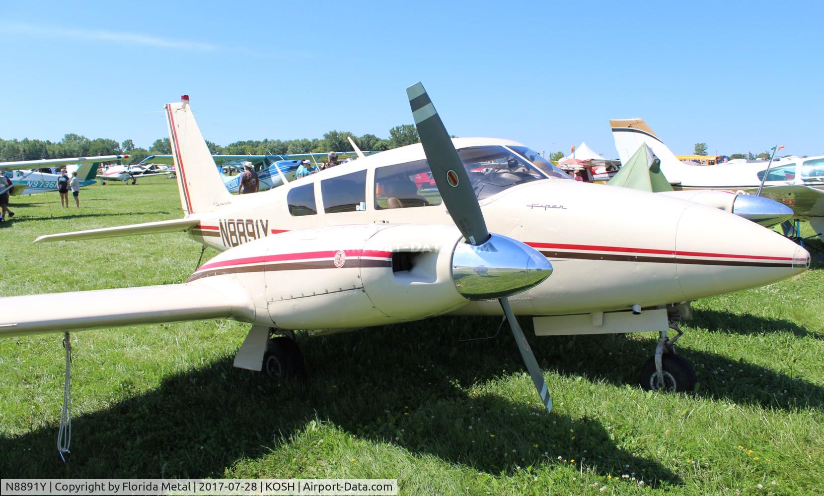 N8891Y, 1970 Piper PA-39-160 Twin Comanche C/R C/N 39-49, EAA OSH 2017