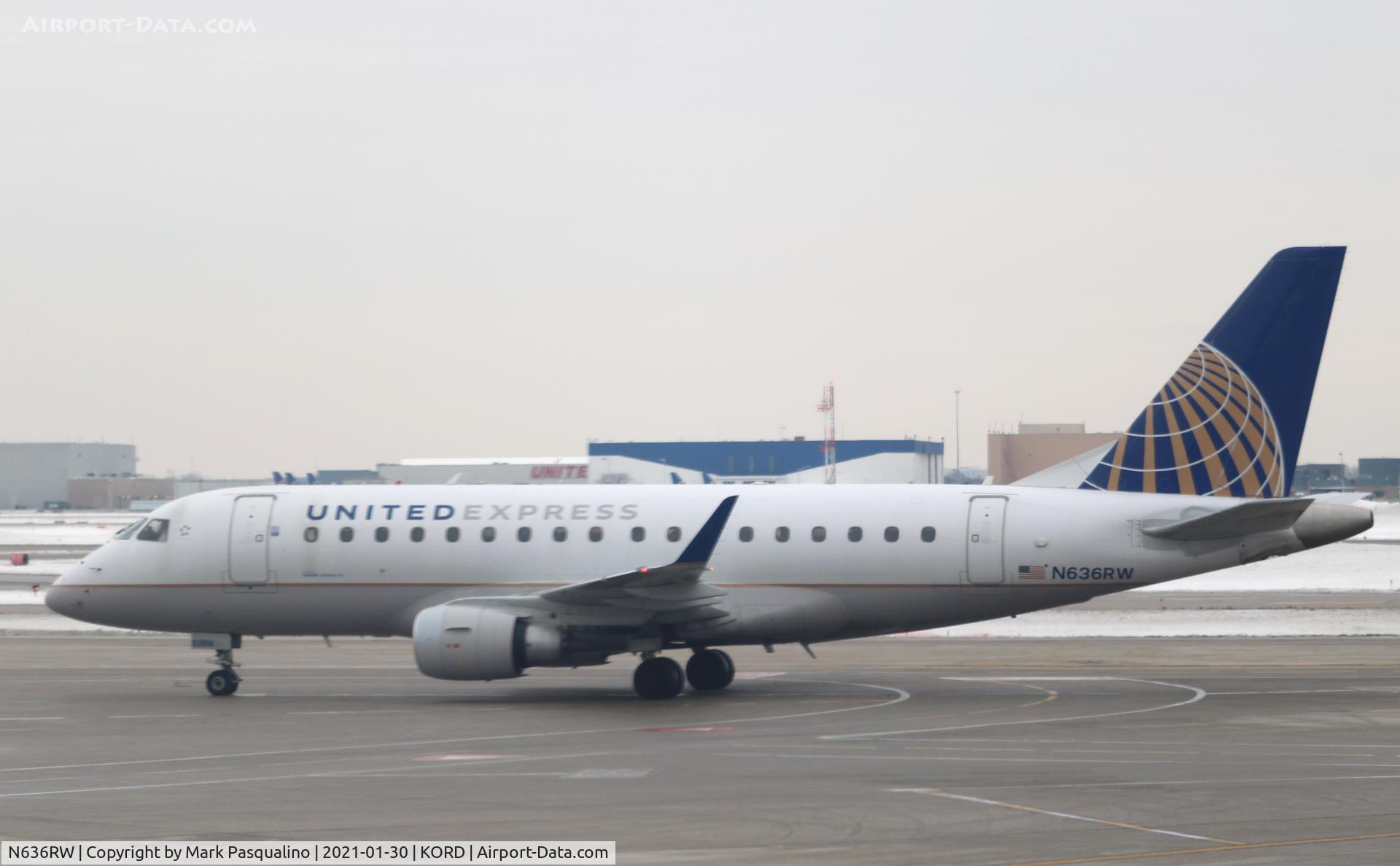 N636RW, 2004 Embraer 170SE (ERJ-170-100SE) C/N 17000052, ERJ-170-100SE