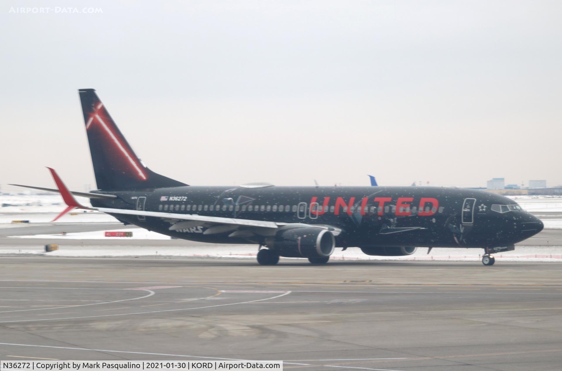 N36272, 2001 Boeing 737-824 C/N 31590, Boeing 737-824