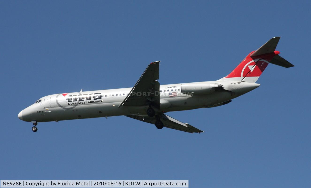 N8928E, 1967 Douglas DC-9-31 C/N 45865, DTW spotting 2010