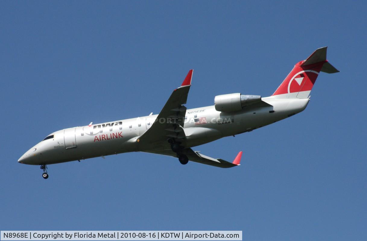 N8968E, 2004 Bombardier CRJ-200 (CL-600-2B19) C/N 7968, DTW spotting 2010